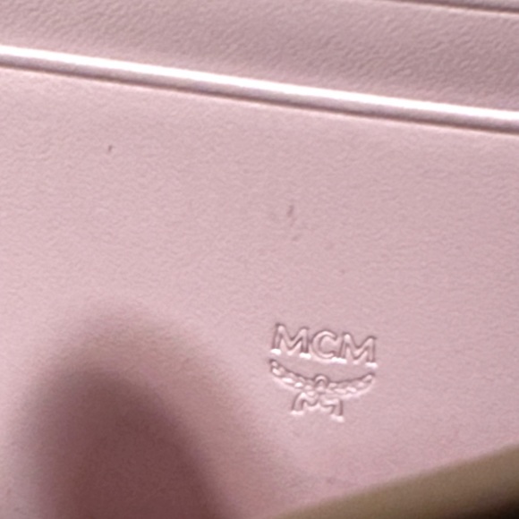 MCM Rabbit Zip Around Long Wallet - Picture 7 of 12